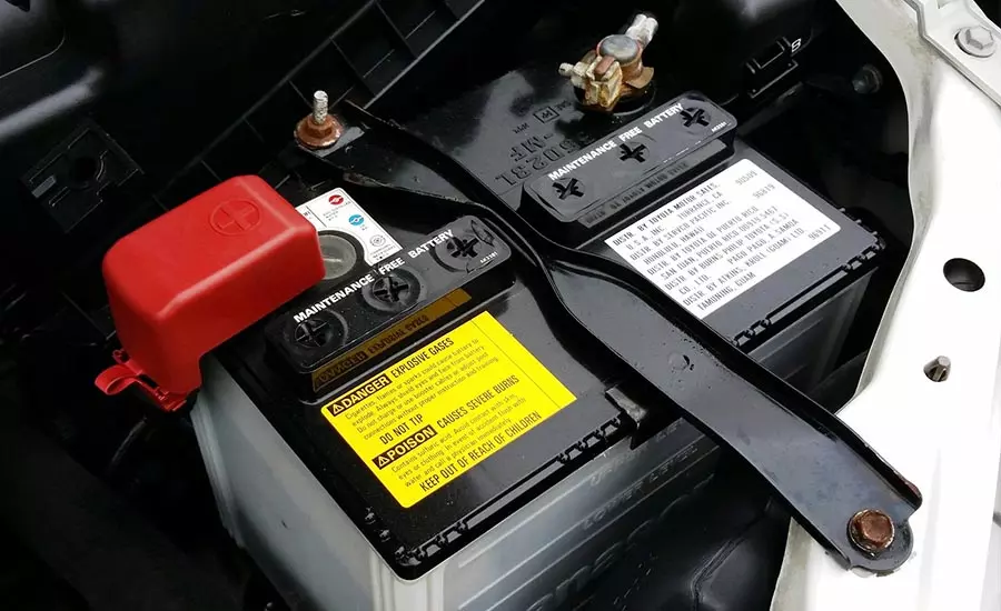 can you run a space heater off a car battery