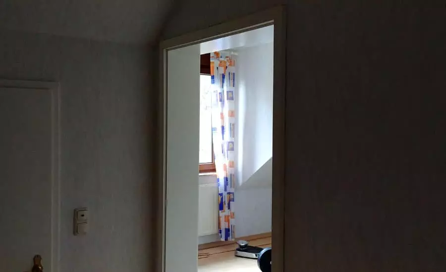 how to keep heat in a room without a door