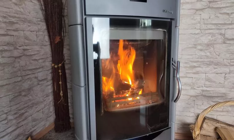 wood-stove-fire