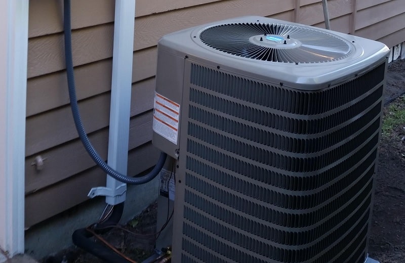 do heat pumps dry the air